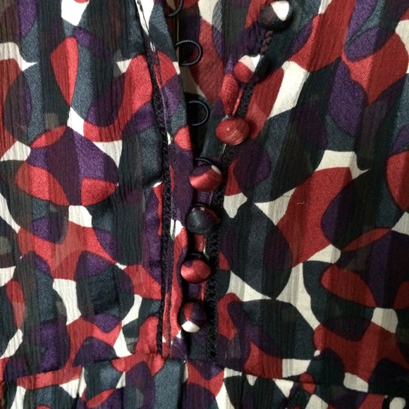 BCBGMAXAZRIA Soft Shapes S/S Blouse - Picture 5 of 8